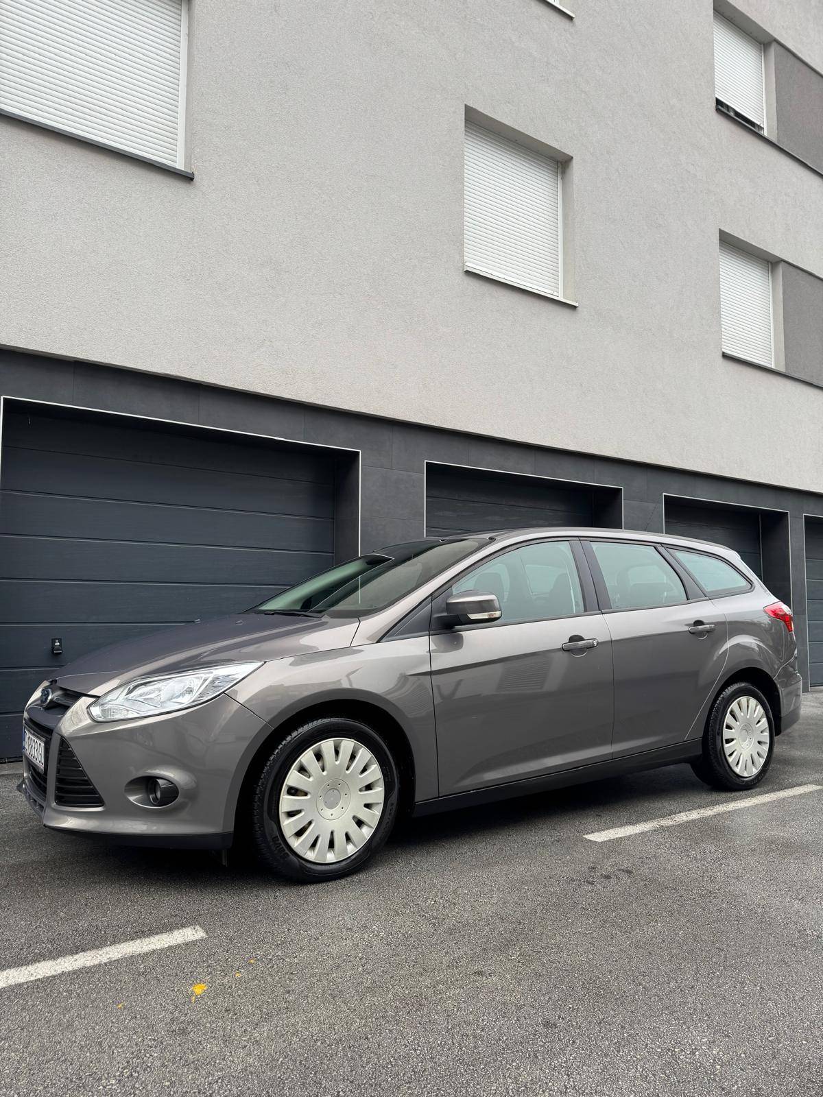 FORD FOCUS 1.6TDCI /141tkm/prvi vlasnik/dvozonska klima/odličan/