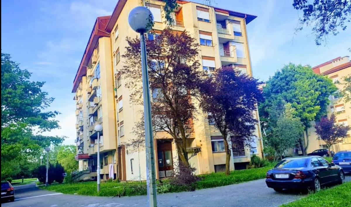 GARSONJERA STUDENTSKI GRAD-GORNJA DUBRAVA, VISOKO PRIZEMLJE (od 01.12)