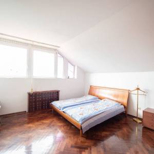 Gornji Bukovac, dvoetažni,  180m2, garaža, bez provizije za kupca