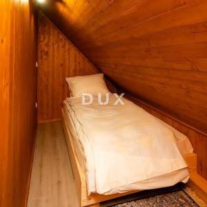 GORSKI KOTAR, MRKOPALJ - novoadaptirana goranska kuća s velikom okućnicom