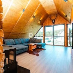 GORSKI KOTAR, MRKOPALJ - novoadaptirana goranska kuća s velikom okućnicom