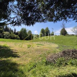 Gorski kotar, Stari Laz, građevinsko zemljište 1.071m2