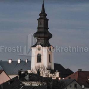 GOSPIĆ,CENTAR, STAN 46,18 m2 NAMJEŠTEN, 1.KAT, TOP LOKACIJA