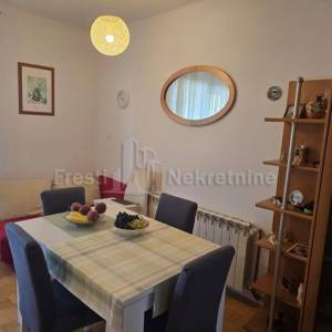 GOSPIĆ,CENTAR, STAN 46,18 m2 NAMJEŠTEN, 1.KAT, TOP LOKACIJA