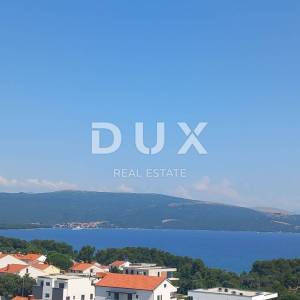 GRAD KRK, CENTAR - Dvoetažni penthouse s bazenom i panoramskim pogledom