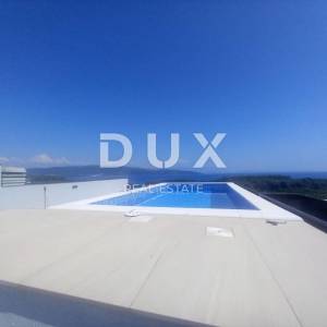 GRAD KRK, CENTAR - Dvoetažni penthouse s bazenom i panoramskim pogledom