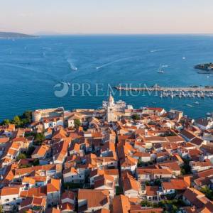 Grad Krk – zemljište pravilnog oblika, top lokacija!