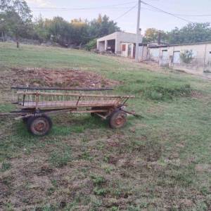 Građevinsko zemljište s pogledom na more i postojećim objektima – Koromani, Barban