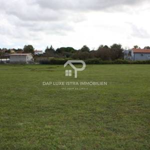 Građevinsko zemljište Šišan 3614 m2 Blizu mora i Pule