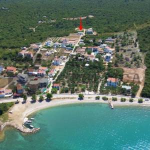 GRAĐEVINSKO ZEMLJIŠTE U DRAČAMA NA PELJEŠCU