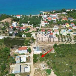 GRAĐEVINSKO ZEMLJIŠTE U DRAČAMA NA PELJEŠCU