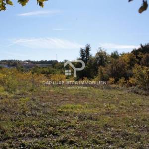 Građevinsko zemljište u gospodarskoj zoni Pazin 1950m2