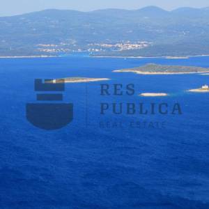 GRAĐEVINSKO ZEMLJIŠTE U LUMBARDI NA OTOKU KORČULI