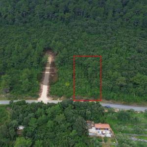 GRAĐEVINSKO ZEMLJIŠTE UZ MORE NA KORČULI