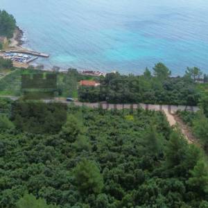 GRAĐEVINSKO ZEMLJIŠTE UZ MORE NA KORČULI