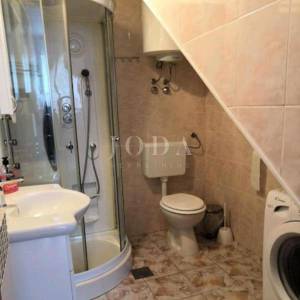 Grižane-kuća sa bazenom