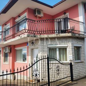 Grižane-kuća sa bazenom