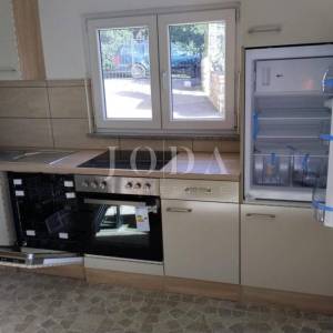 Grižane-kuća sa bazenom