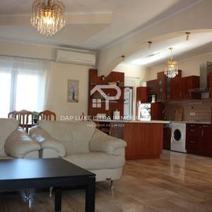 Hotel - Apartmanska kuća Medulin s bazenom i pogledom na more 