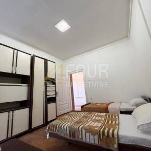 Hreljin, 100m2, samostojeća kuća s garažom i okućnicom