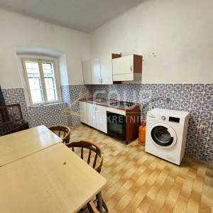 Hreljin, 100m2, samostojeća kuća s garažom i okućnicom