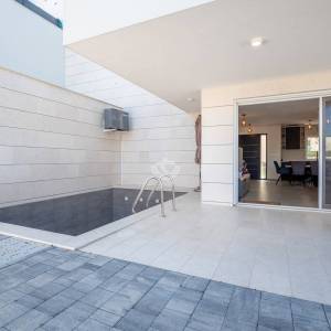 Hrvatska, Vir, dvojna kuća s bazenom i pogledom na more, 187 m²