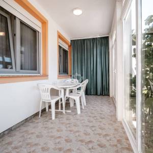 Hrvatska, Zadar, otok Vir – Apartmanska kuća s 2 namještena apartmana, 500 m od plaže, idealna za turistički najam, u mirnom ok...