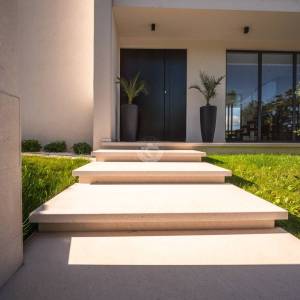 Hrvatska, Zadar, Privlaka – luksuzna vila s bazenom i whirlpoolom, 198 m², 130 m do plaže