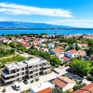 Hrvatska, Zadar, Privlaka – Moderan stan u Sabunikama, 108 m², pogled na more, 500 m do plaže