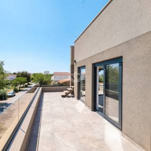 Hrvatska, Zadar, Privlaka – Penthouse apartman s krovnom terasom, pogledom na more i 121 m² stambenog prostora