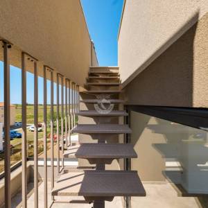 Hrvatska, Zadar, Privlaka – Penthouse apartman s krovnom terasom, pogledom na more i 121 m² stambenog prostora