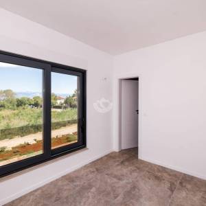 Hrvatska, Zadar, Privlaka – Vrhunski stan od 105,5 m² u Sabunikama s terasom i dizalom, 500 m do Jadrana