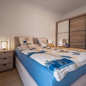 Hrvatska, Zadar, Vinjerac - Moderan stan u prizemlju s terasom, pogledom na more i dva parkirna mjesta