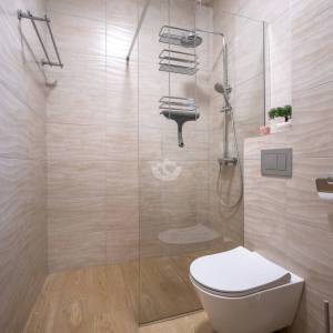 Hrvatska, Zadar, Vinjerac - Moderan stan u prizemlju s terasom, pogledom na more i dva parkirna mjesta