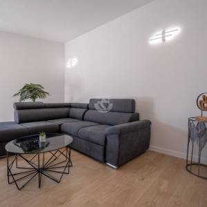 Hrvatska, Zadar, Vinjerac - Moderan stan u prizemlju s terasom, pogledom na more i dva parkirna mjesta