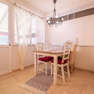 Hrvatska, Zadar, Vir – Dvostambena kuća s dvije odvojene stambene jedinice, 106 m²