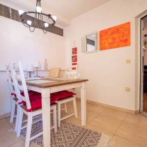 Hrvatska, Zadar, Vir – Dvostambena kuća s dvije odvojene stambene jedinice, 106 m²