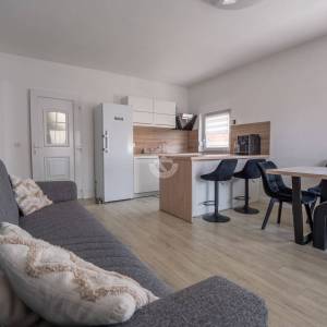 Hrvatska, Zadar, Vrsi, Kuća 140m², s garažom i odvojenim stanom