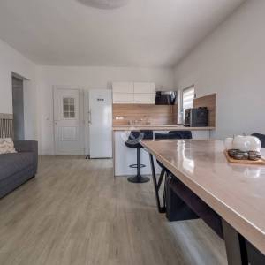 Hrvatska, Zadar, Vrsi, Kuća 140m², s garažom i odvojenim stanom