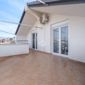 Hrvatska, Zadar, Vrsi, Kuća 140m², s garažom i odvojenim stanom