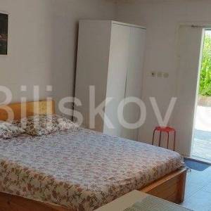 Hvar, Vrboska kuća sa 4 jedinice, 1300 m2 