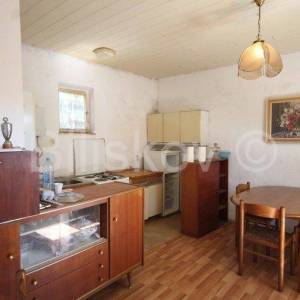 Hvar, Vrboska, manja kuća 50m od mora