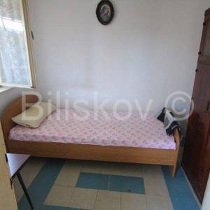 Hvar, Vrboska, manja kuća 50m od mora