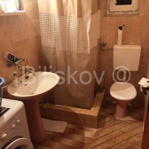 Hvar, Zavala četverosoban stan 140 m2, 3 park. mjesta