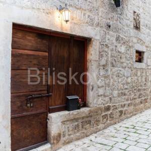 Hvar,Stari Grad, prekrasna kamena kuća.