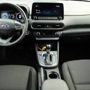 Hyundai Kona 1.6 CRDi AUTOMATIK *NAVIGACIJA, KAMERA* reg 3/2026