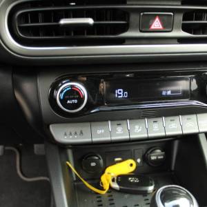 Hyundai Kona 1.6 CRDi AUTOMATIK *NAVIGACIJA, KAMERA* reg 3/2026