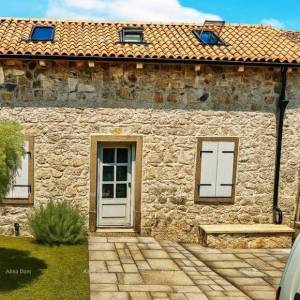 Istarska kamena kuća, Labin