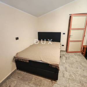 ISTRA, BALE - Prostrana vila s bazenom i dodatnom kamenom kućom za goste 