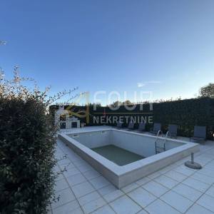 Istra, Barban - okolica, vila s bazenom, okućnica